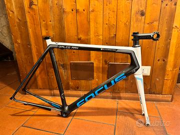 focus izalco max 58 in carbonio