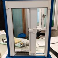 zanzariera porta finestra con carrarmato