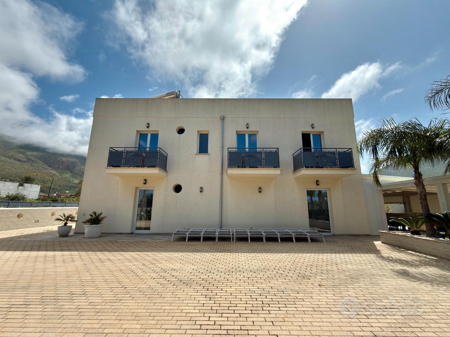 Villa/Casa vacanze a Castelluzzo, Viale C. Colombo - Vista 3