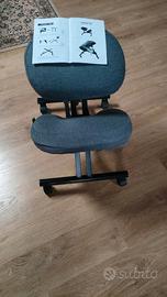 Sedia ergonomica inginocchiata – postura corretta,