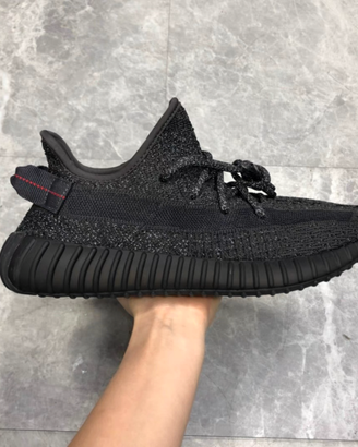 adidas Yeezy Boost 350 V2 Static Blackr 40.5