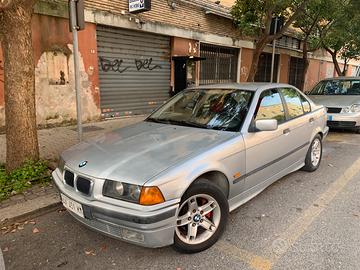 BMW 316 i. Anno 1997