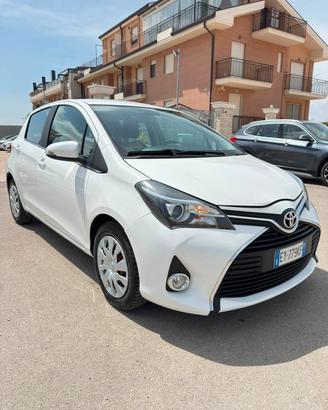 Toyota Yaris 1.0 5 porte Lounge