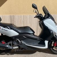 X-max 250