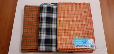 N. 3 scampoli di tessuto