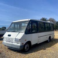 Iveco fiat 25 posti PER DEMOLIZIONE