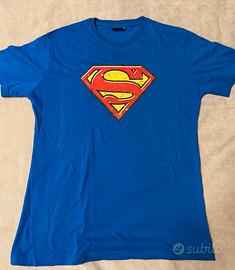 maglietta mai usata Superman blu royal, con logo