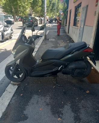 Yamaha X-Max 250 fine 2012 - PERMUTE