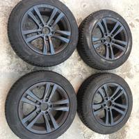 4 PNEUM. INVERN. COME NUOVI CON ANCHE4 CERCHI LEGA