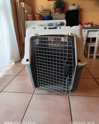 Kennel plastica e acciaio