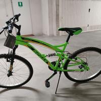 Bicicletta Mountain bike NUOVA