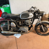 MV Agusta 250 Bicilindrica (1970) RARA
