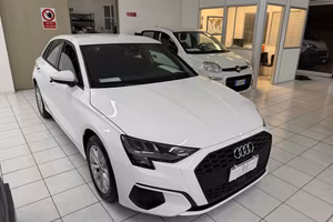 AUDI A3 SPB 30 TDI S tronic Business NAVI