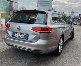 Volkswagen Passat Variant 2.0 TDI DSG Comfortline 