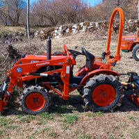 Kubota b7001 con pala anteriore e pto 3 velocità