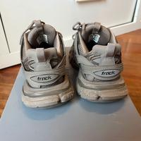 Balenciaga track