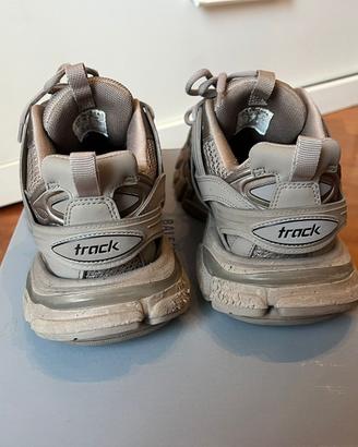 Balenciaga track