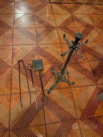 Set attrezzi da camino in ferro battuto – vintage