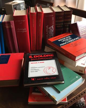 Testi di medicina vari, in blocco, 21 volumi