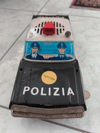 Auto latta squadra mobile Polizia