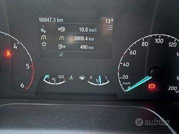 Ford turmeo custom.  9 posti manuale 99000 km
