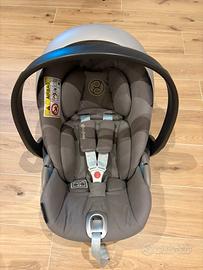 ovetto Cybex con riduttore neonato