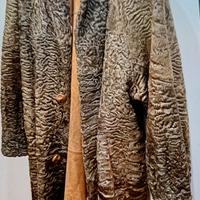 Pelliccia di astrakan swakara