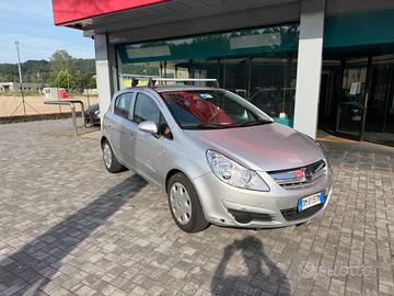 Opel Corsa 1.4 BENZINA CAMBIO AUTOMATICO
