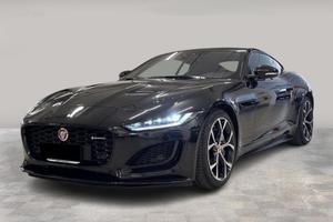 Jaguar F-Type Coupe 2.0 P300 R-Dynamic Black rwd a