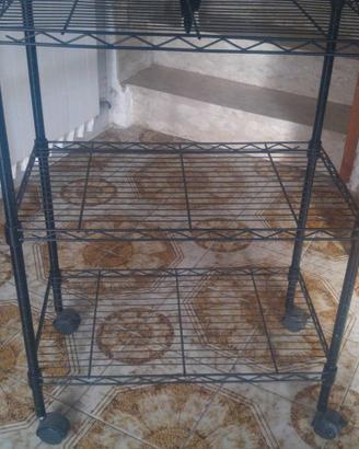 Scaffale in ferro