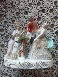 Statua in porcellana ballerini e musicante