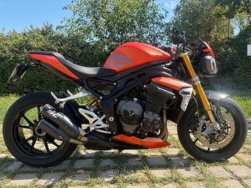 Triumph Speed Triple R 1200 RS