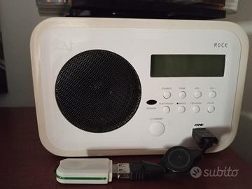 Radio CAT in legno  st2001b