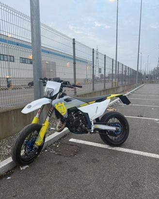 Husqvarna TC 125 2024 Motard + Cross NUOVA