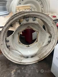 Cerchi originali Fiat 10x24