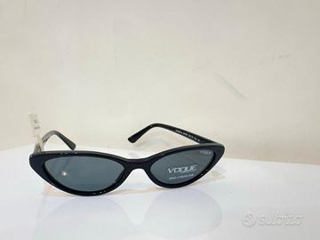 occhiali da sole vogue