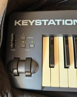 Controlled Midi M-Audio Keystation 88 €119