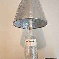 Lampada con bottiglia