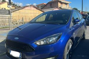 Ford focus st Line
