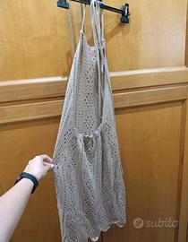 Abito all'uncinetto beige