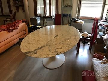 Tavolo Ovale in Marmo