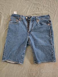 Pantaloncini Levi's e pantaloncini per sport 