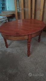 tavoli artigianali in noce e ciliegio.