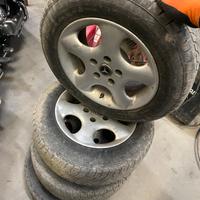 Gomme INVERNALI  CON CERCHI MERCEDES 195/65 R15