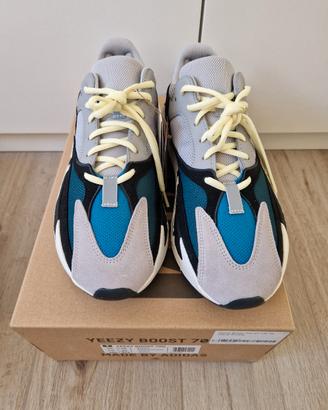 yeezy wave runner 44.5