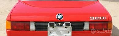 Baule bmw 320. 1980  vintage