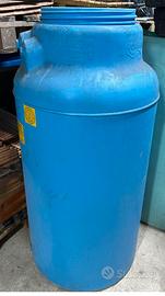 Serbatoio lLt. 500 verticale in polietilene