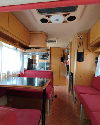 Laika Ecovip 2.i su Iveco Daily, € 15.500