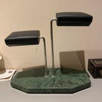 Espositore per orologi