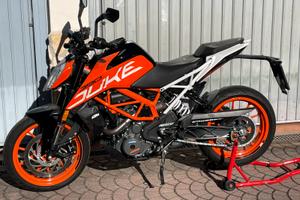 KTM 390 DUKE - pronta all’uso